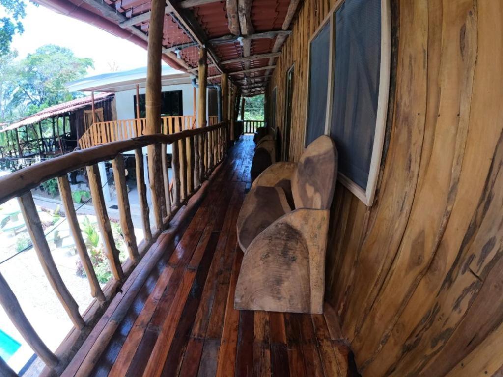 Tree House Samanea Lodge Puerto Limon Exterior foto